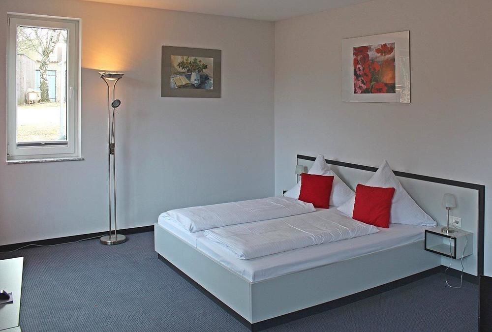 Hotel Zwischen Den Seen Waren  Esterno foto