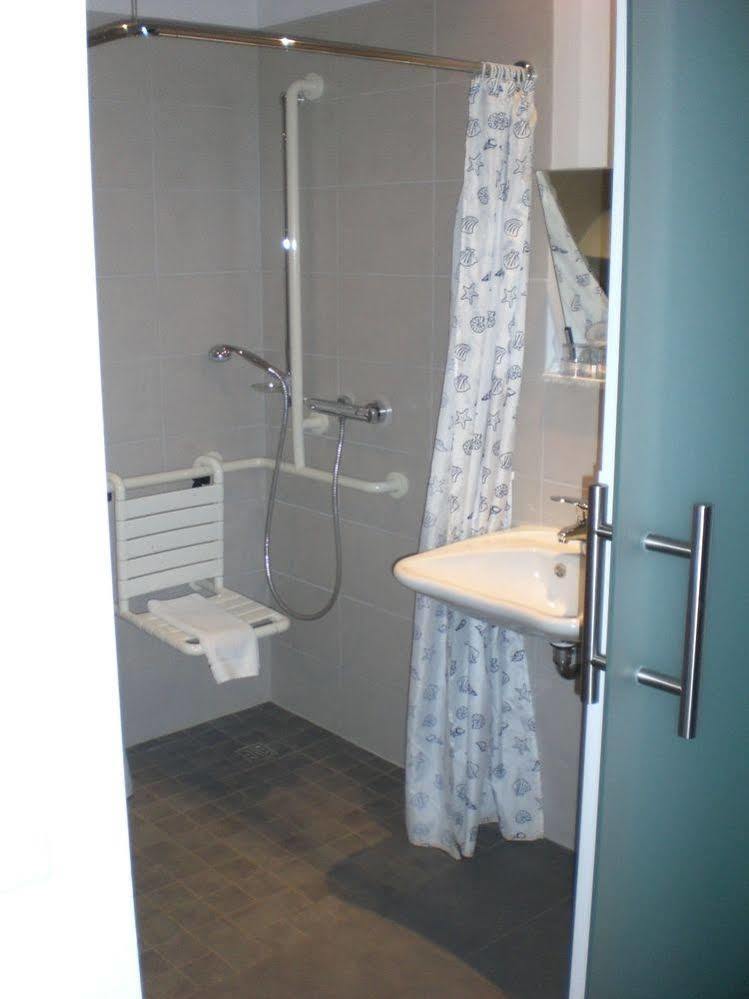 Hotel Zwischen Den Seen Waren  Esterno foto
